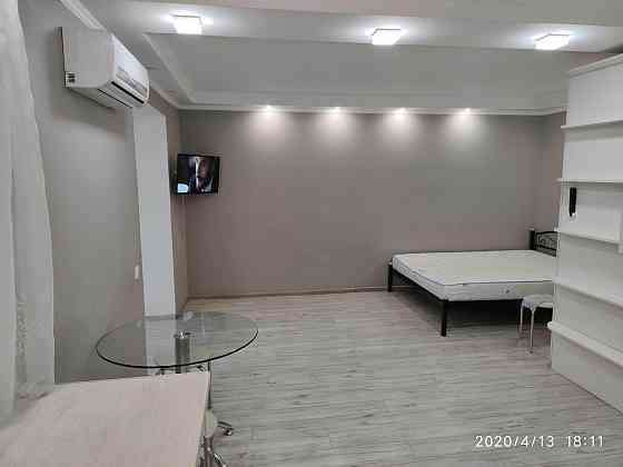 Оренда Квартира 1-кімнатна, 1/9 поверх на Героїв полку «Азов», 28б Київ