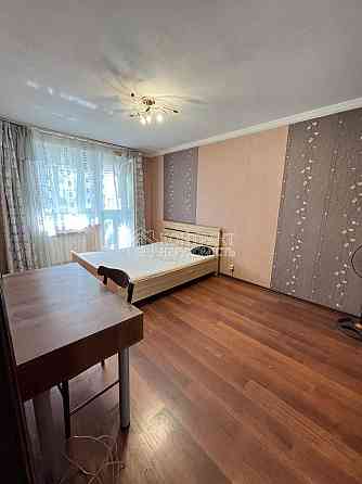 Продаж Квартира 2-кімнатна, 1/9 поверх на вул. Людвіга Свободи Kharkiv