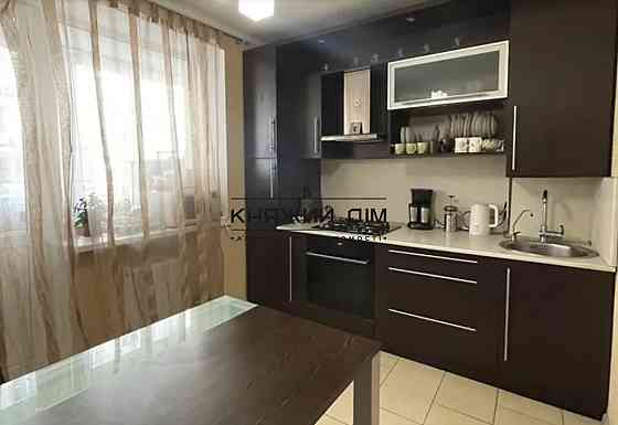 Продаж великої 1-кімнатної квартири 56 м2 в Ірпені, центральний парк. № 21146102 Ірпінь