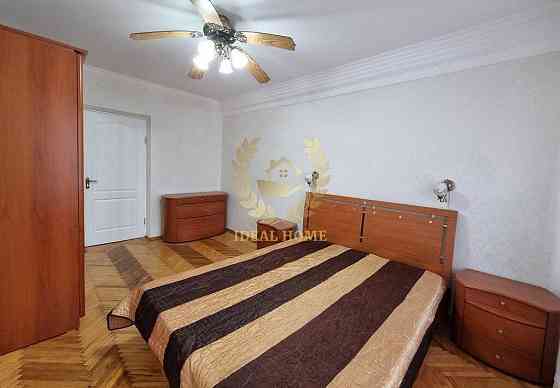 Продаж Квартира 2-кімнатна на Кирилло-Мефодиевская ул., 15 Киев