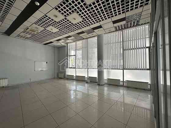 Оренда офісне приміщення на вул. Донця-Захаржевського поверх - 1/6 Харків