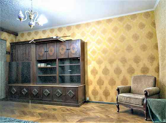 Продаж Квартира 2-кімнатна, 3/9 поверх на Романа Ратушного вул., д. 35А Київ