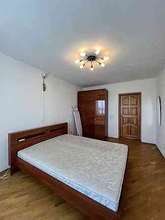 Оренда Квартира 3-кімнатна, 11/15 поверх на Смілянська, 10/31 Київ