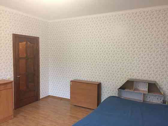 Оренда Квартира 2-кімнатна, 3/15 поверх на ул. Алма-Атинская, 39 Kiev