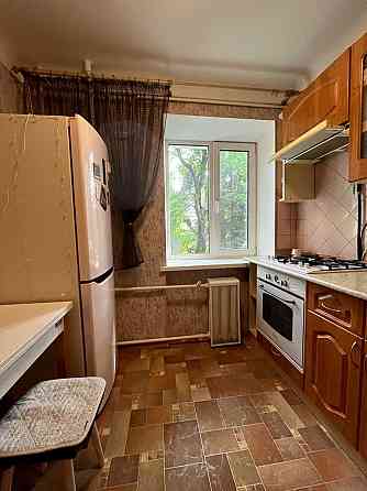 Оренда Квартира 1-кімнатна, 3/5 поверх на вул. Антона Цедіка, 11 Київ