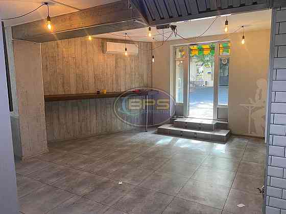 Продаж приміщення вільного призначення на вул. Торгова поверх - 1/2 Одеса