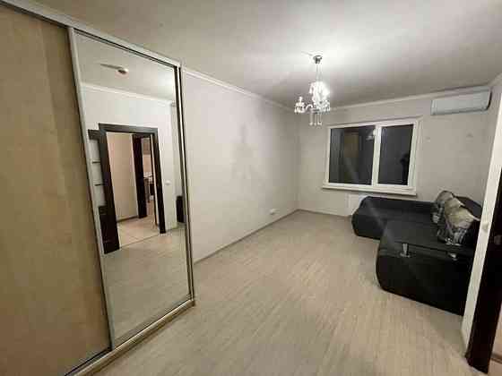 Оренда Квартира 1-кімнатна на ул. Бориса Гмыри, 12 Київ