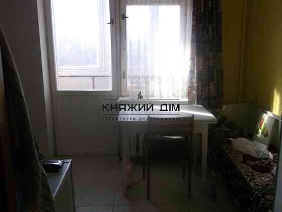 Продается 3 к.кв. на Печерске возле м. Олимпийская № 21105378 Киев