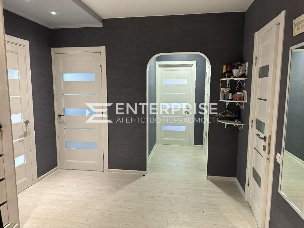 Продаж 3к Квартира 90 кв.м Макаренко вул. Kiev - photo 13