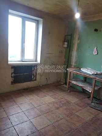 Продаж Квартира 5-кімнатна, 5/6 поверх на вул. Снігурівський провулок Kharkiv