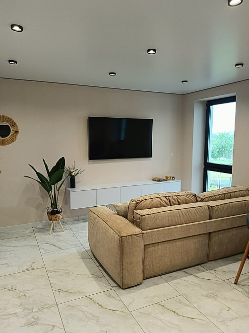 Продаж Квартира 2-кімнатна, 2/4 поверх на вул. Шептицького  - фото 1