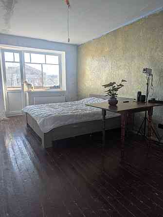 Продаж Квартира 3-кімнатна, 5/5 поверх на Пулюя Ivano-Frankivs'k