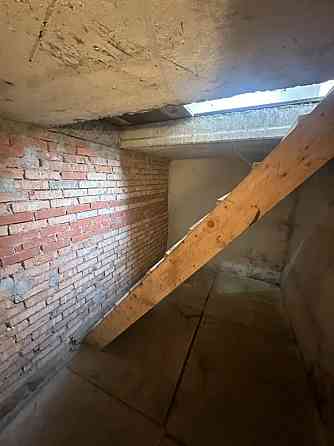 Продаж Гараж/паркомісце на Довженка О. вул., 13 Івано-Франківськ