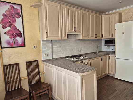 Оренда Квартира 1-кімнатна, 2/4 поверх на улица Тополева, д.2/1 Гатне