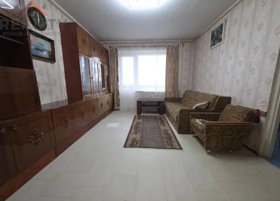 For rent 3-room Apartment 63 sq.m Тополь-1, д.15 Dnipro