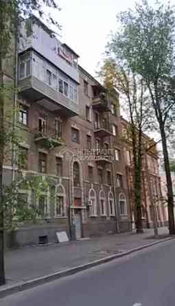 Продаж Квартира 4-кімнатна, 5/5 поверх на вул. Чернышевская Харьков