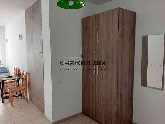 Оренда Квартира 1-кімнатна, 5/11 поверх на Центральная ул. Киев