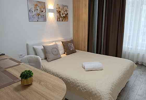 Продаж Квартира 3-кімнатна, 13/25 поверх на Польова вул., д. 73 Kiev