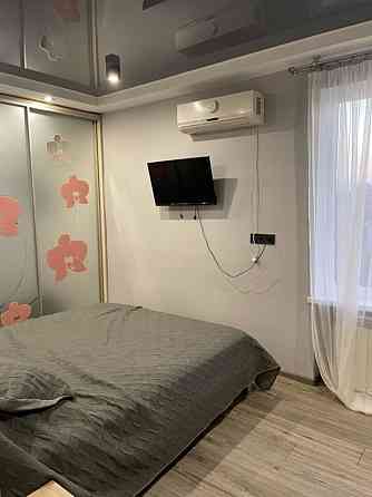 Оренда Квартира 2-кімнатна, 5/5 поверх на Голди Меїр, 43/8 Київ