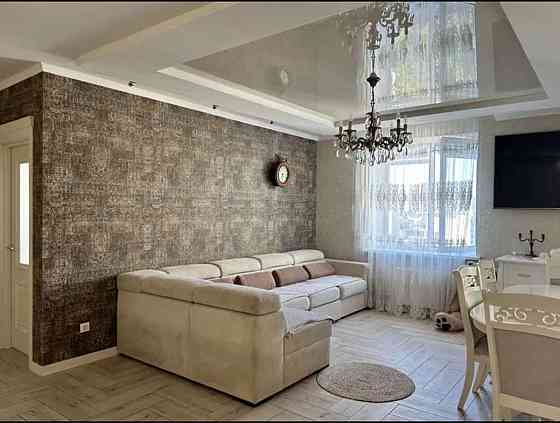 Оренда Квартира 2-кімнатна, 15/19 поверх на ул. Герцена, 35 Київ