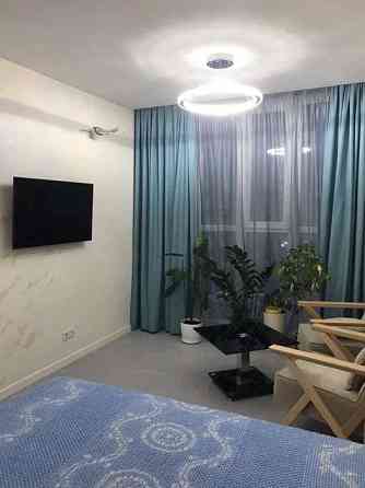 Оренда Квартира 1-кімнатна, 4/25 поверх на Сімї Кульженків, 37 Київ