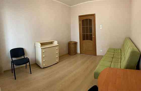 Оренда Квартира 2-кімнатна, 12/14 поверх на вул. Козацька, 97 Киев