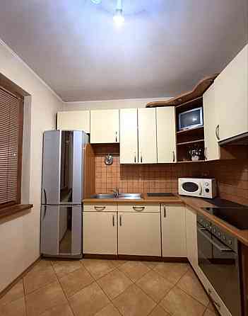 Оренда Квартира 2-кімнатна, 13/16 поверх на просп. Петра Григоренка, 27 Київ