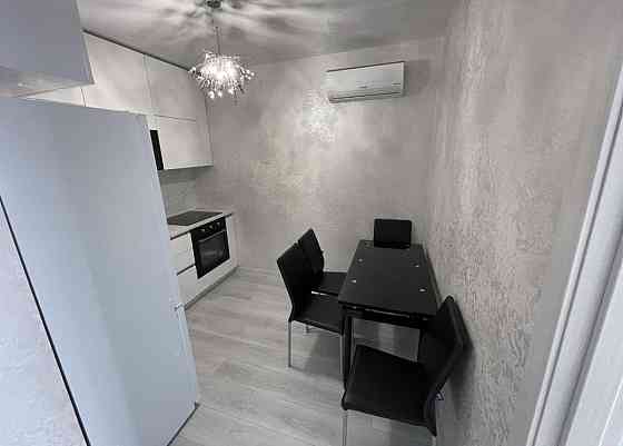 Продається двокімнатна на Варненській Odessa