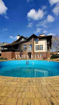 Продаж 2-поверховий Будинок з ділянкою 25 сот 520 кв.м 6 кімн. на Академічна вул. Гореничі