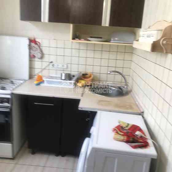 Продаж Квартира 3-кімнатна, 4/9 поверх на вул. Пермская Харків