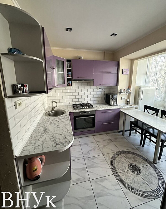 Продаж Квартира 4-кімнатна, 3/5 поверх на героїв майдану Чернівці - фото 2