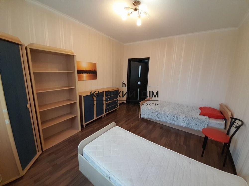 Продаж 3-кімнатної квартири студіо на Дніпровській набережні, метро Осокорки. № 21145434 Київ - фото 3