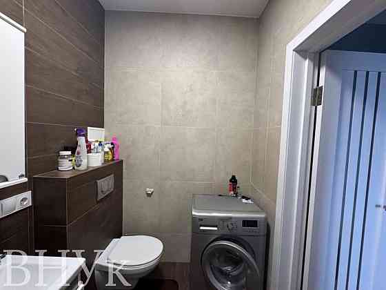 Продаж Квартира 1-кімнатна, 10/10 поверх на Жк Зеланий масив Луцьк