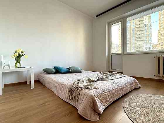 Продаж Квартира 2-кімнатна, 4/9 поверх на Микільсько-Слобідська вул., д. 4 Kiev