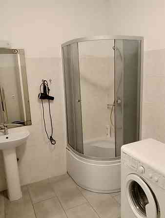 Оренда Квартира 1-кімнатна, 10/27 поверх на Кировоградская ул., 70 Kiev