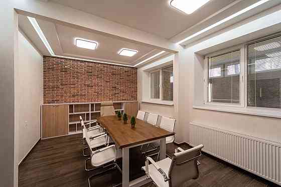 Продаж офісне приміщення на Зоопарковая ул. приміщень - 6, поверх - 1/10 Одеса