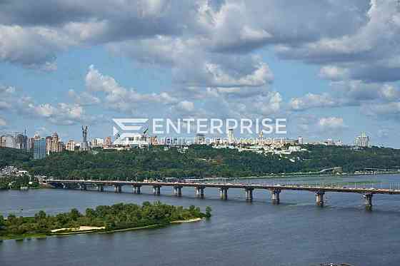 Продаж Квартира 2-кімнатна, 14/25 поверх на вул. Набережная Киев