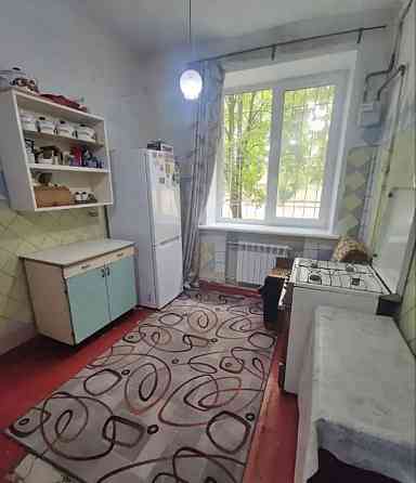 Продаж Квартира 3-кімнатна, 1/5 поверх на Универсальная ул., 9 Дніпро