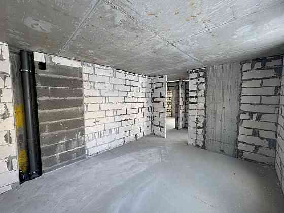 Продаж Квартира 1-кімнатна, 1/8 поверх на вул. Дубенська Kremenets'