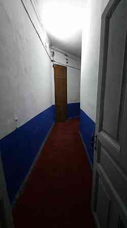 Продам шестикомнатную коммунальную квартиру в крепком теплом доме. Одеса