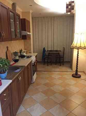 Оренда Квартира 1-кімнатна, 11/26 поверх на ул. Михаила Драгоманова, 1 Київ