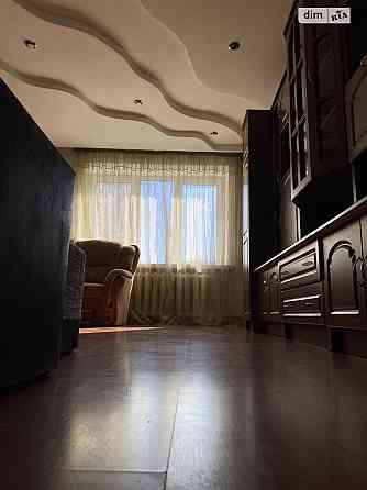 Оренда Квартира 2-кімнатна, 4/10 поверх на вул. Райдужна, 14 Kiev