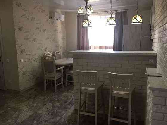 Оренда Квартира 2-кімнатна, 23/25 поверх на ул. Юрия Кондратюка Київ