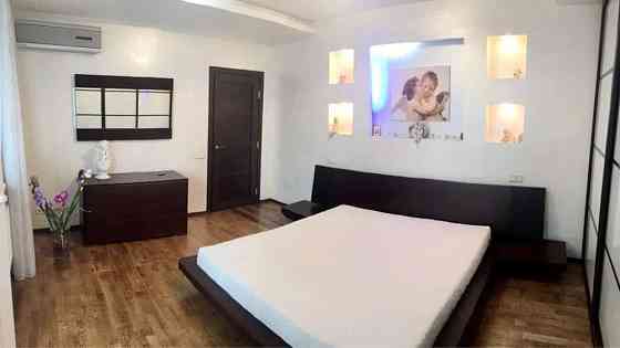 Оренда Квартира 3-кімнатна, 20/24 поверх на пр. Героев Сталинграда Киев