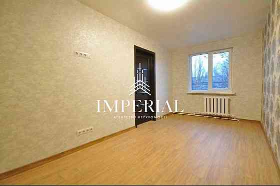 Продаж Квартира 2-кімнатна, 5/5 поверх на вул. Мрії Kiev