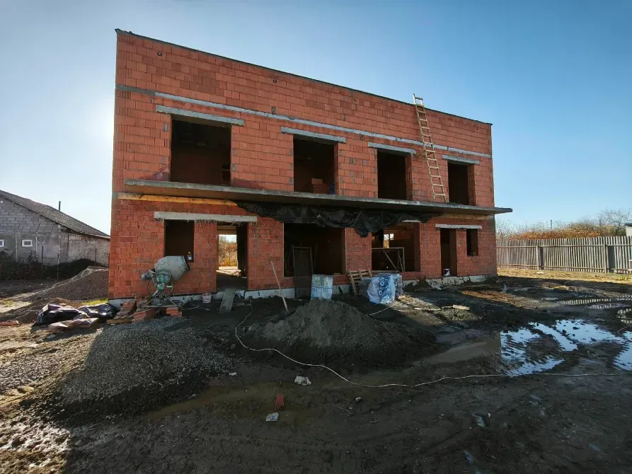 Продажа 2-этажный Коттедж с участком 3 сот 130 кв.м 5 комн. на Станційна Ужгород - изображение 2