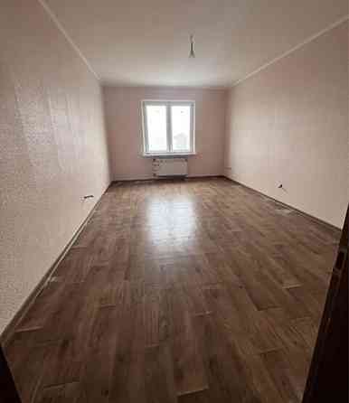 Продаж Квартира 2-кімнатна, 18/25 поверх на Коноплянська, 22А Киев