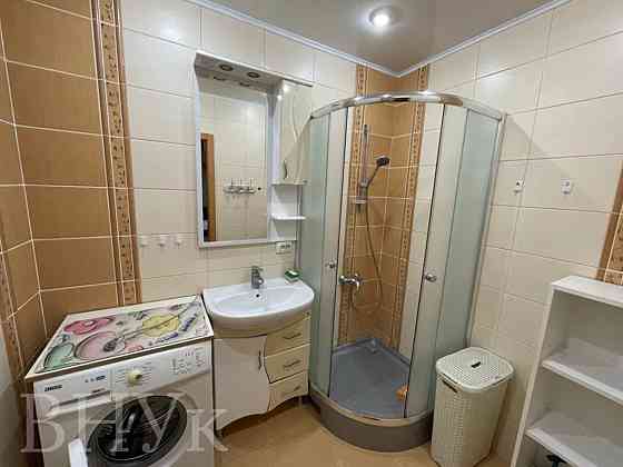 Продаж Квартира 4-кімнатна, 8/9 поверх на Поділля Ющенка Вінниця