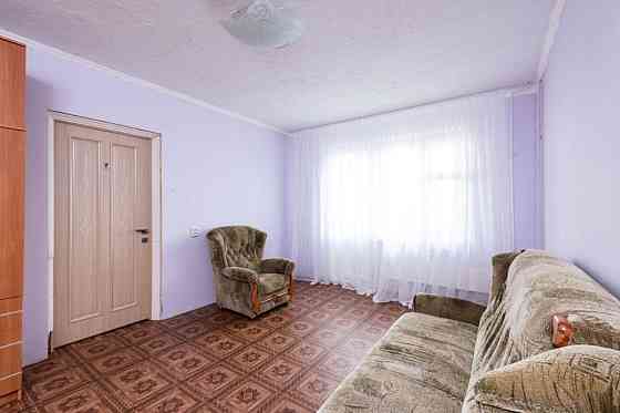 Оренда Квартира 3-кімнатна на ул. Ларисы Руденко, 3 Київ