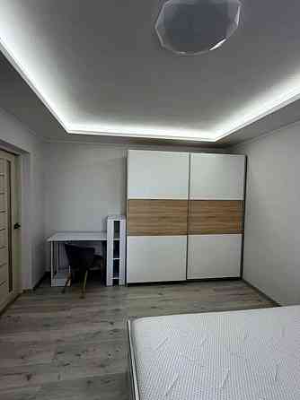 Продаж Квартира 3-кімнатна, 6/9 поверх на улица Хорольская, д.8/4 Kiev